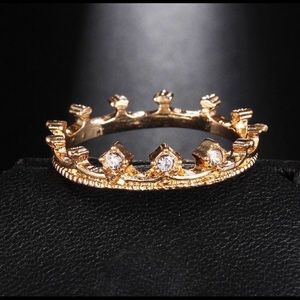 Classic Crystal Crown Ring